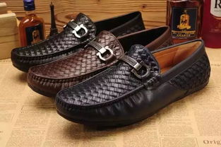 双牛世家 匠心打造优质皮鞋，引领商务与休闲风尚